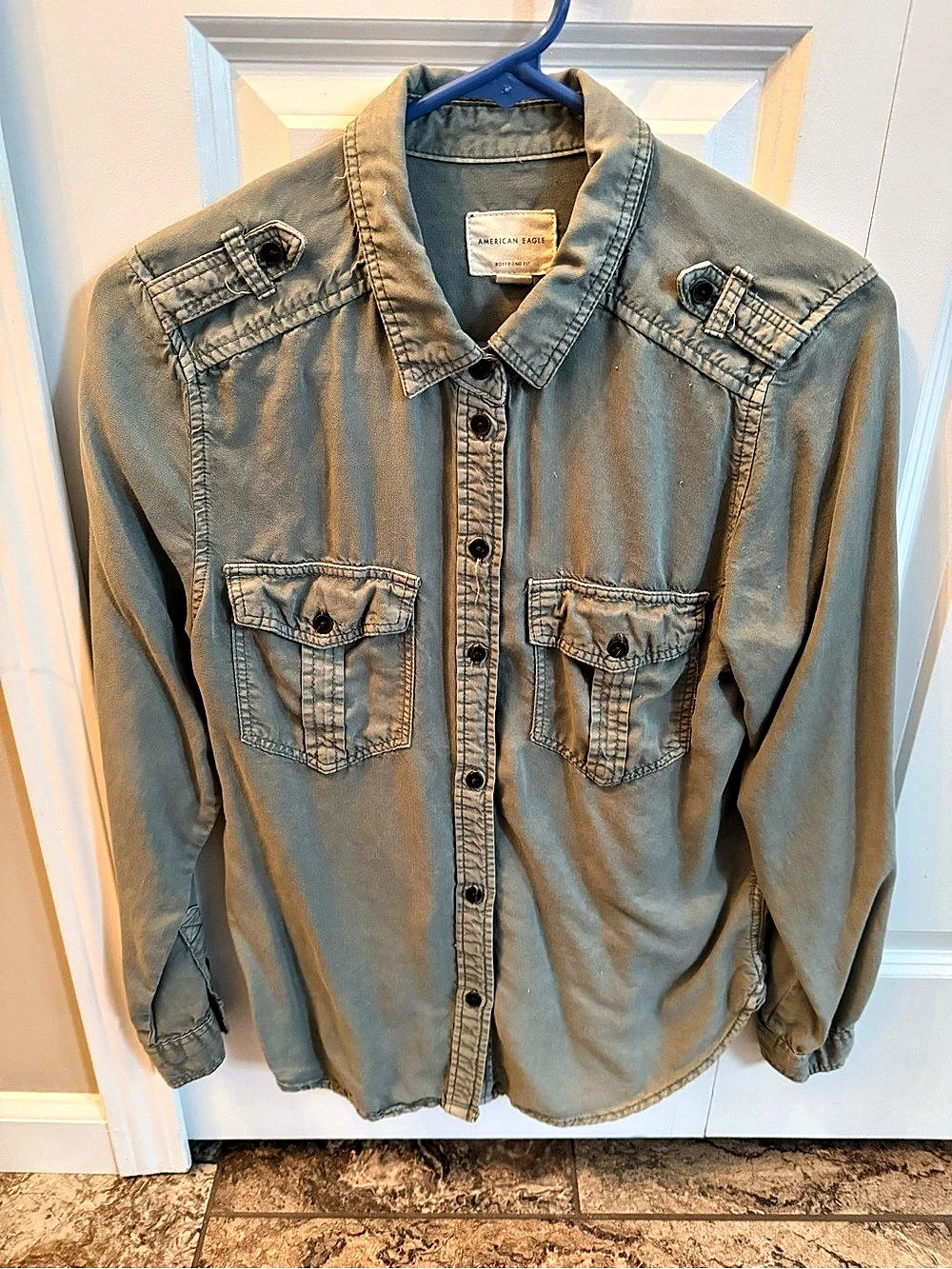 American Eagle Boyfriend Fit Utility Shirt Button Down Shirt Blue Size Medium